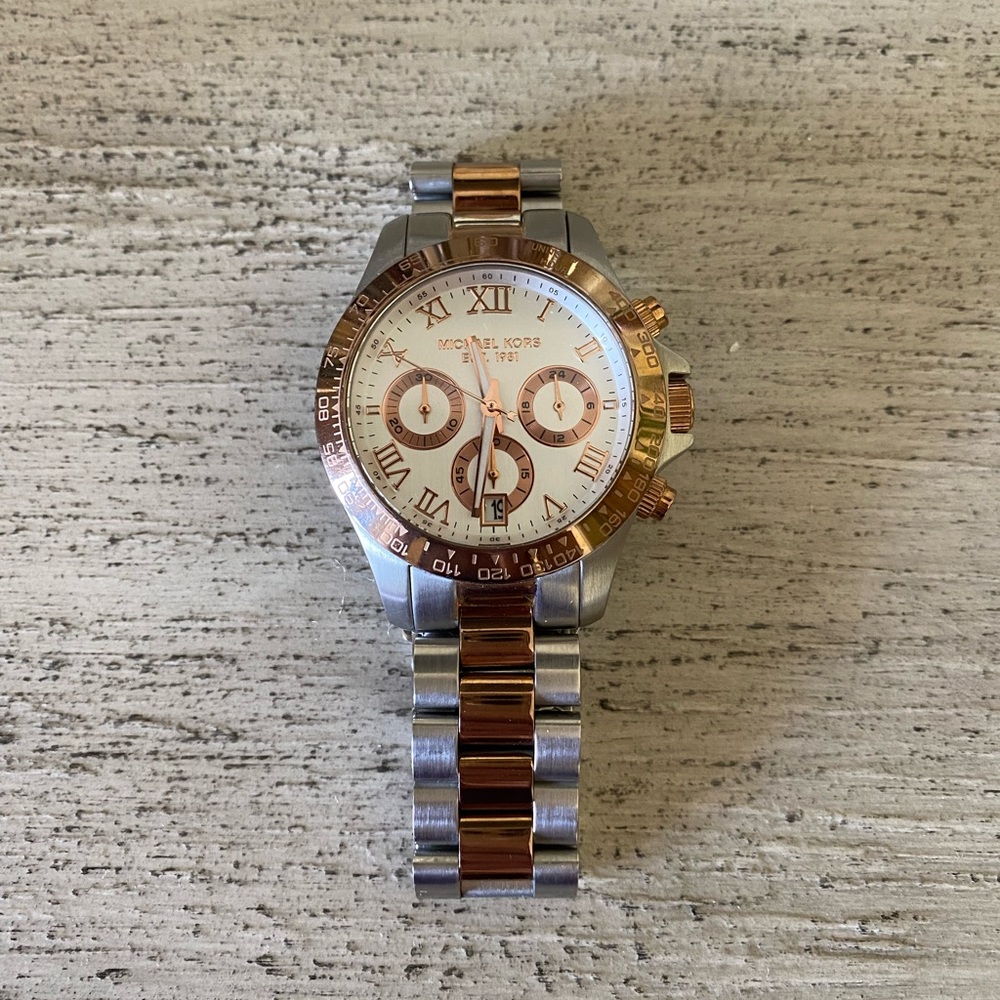 Michael Kors Watch - Picture 2 of 5